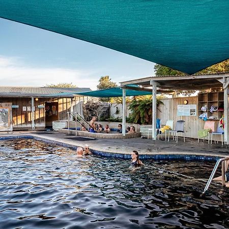Athenree Hot Springs & Holiday Park Уэйай Экстерьер фото